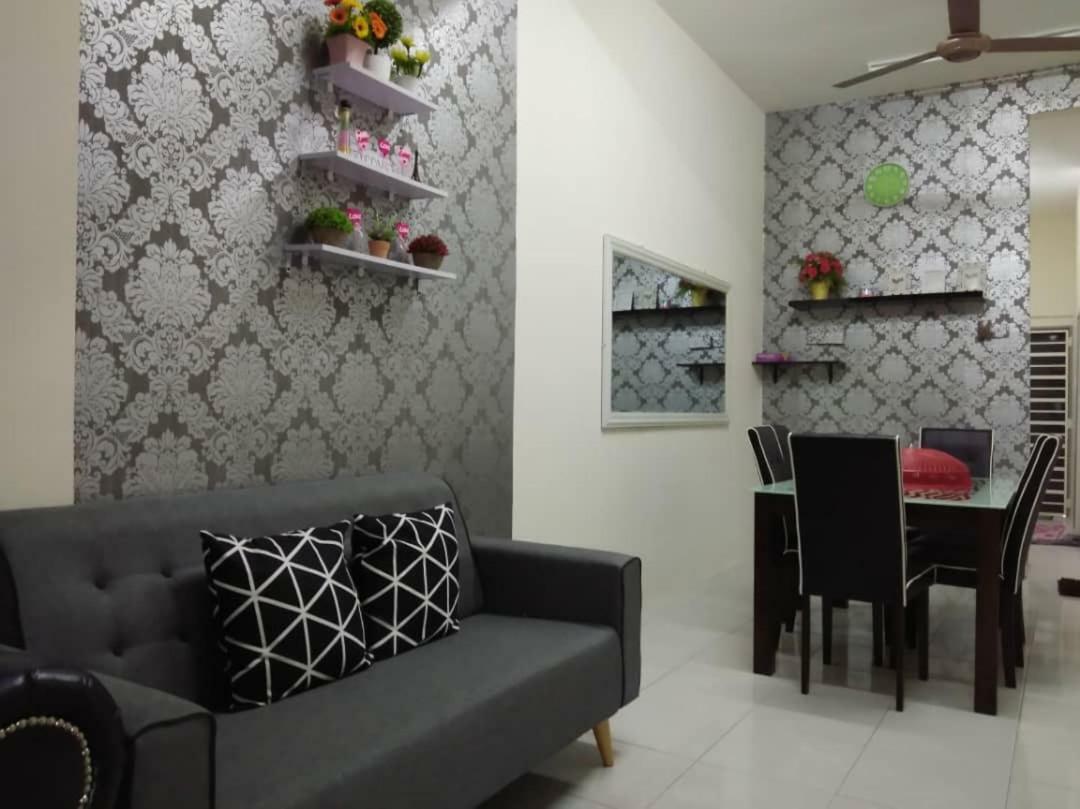 Zah'Ra Homestay Kuala Lipis Zewnętrze zdjęcie