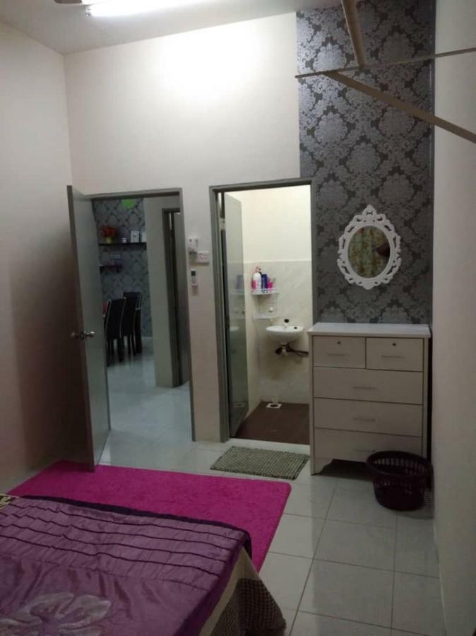 Zah'Ra Homestay Kuala Lipis Zewnętrze zdjęcie